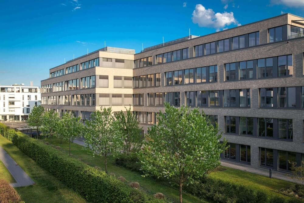 Major Insurance Company Command Center